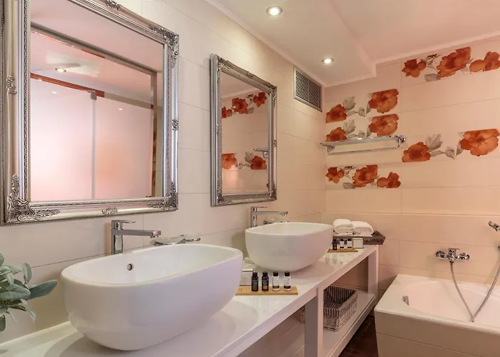 Lindosaquaview Luxury