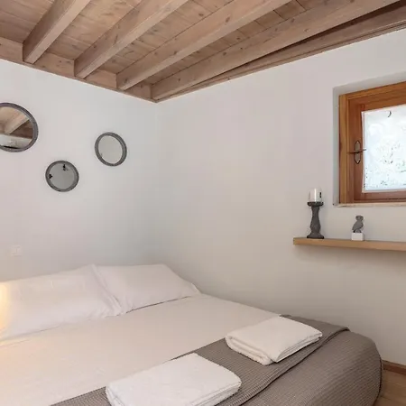 Villa Lindosaquaview Luxury *
